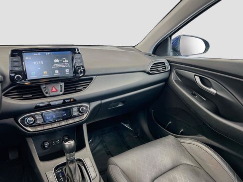 Used 2019 Hyundai Elantra GT w/ Style Package 02 FWD image 24