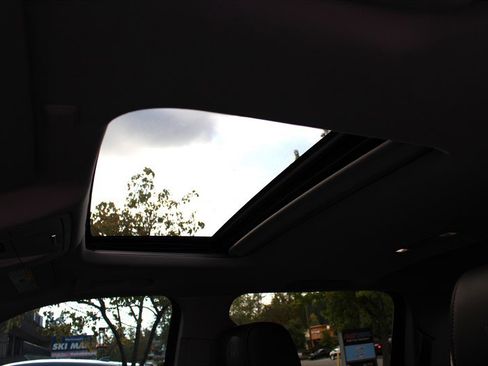 Used 2015 GMC Sierra 1500 Denali w/ Driver Alert Package image 23