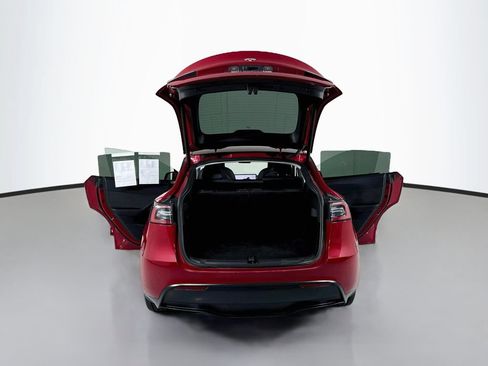 Used 2023 Tesla Model Y Long Range AWD/4WD image 35