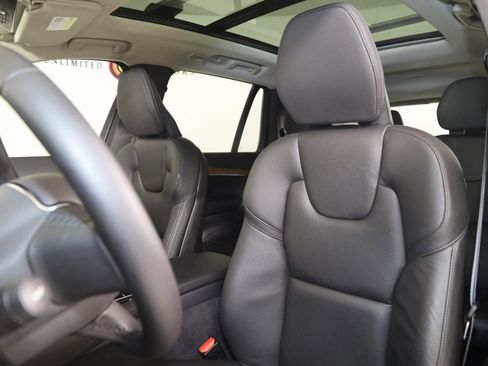 Used 2023 Volvo XC90 T8 Plus image 38