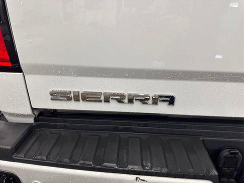 Used 2017 GMC Sierra 2500 Denali w/ Duramax Plus Package image 15