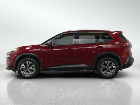 Used 2021 Nissan Rogue SV w/ Premium Package image 2