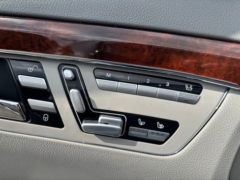 Used 2010 Mercedes-Benz S 550 image 6