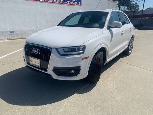 Used 2015 Audi Q3 2.0T Premium Plus AWD/4WD image 2