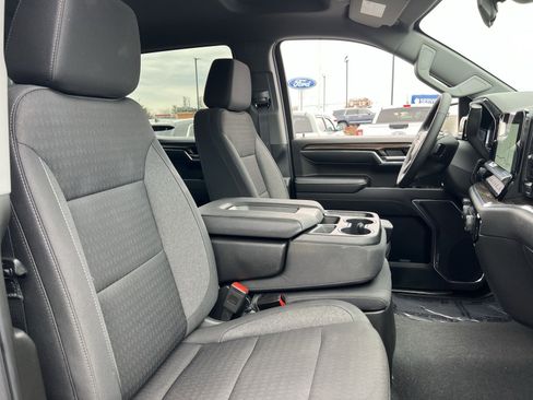 Used 2024 Chevrolet Silverado 1500 RST image 26