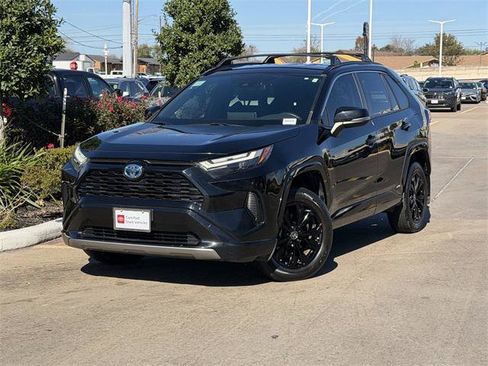 Certified 2023 Toyota RAV4 SE image 2