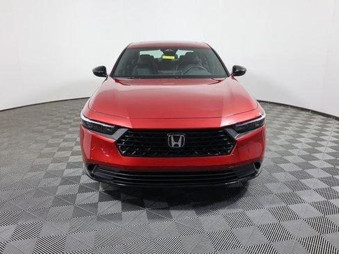 Used 2024 Honda Accord Sport image 2