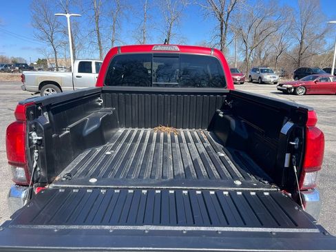 Used 2023 Toyota Tacoma SR5 w/ Black Out Package (TMS) AWD/4WD image 2