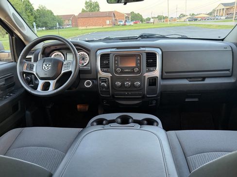 Used 2021 RAM 1500 Classic SLT RWD image 22
