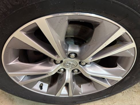 Used 2015 Toyota Highlander Plus image 34