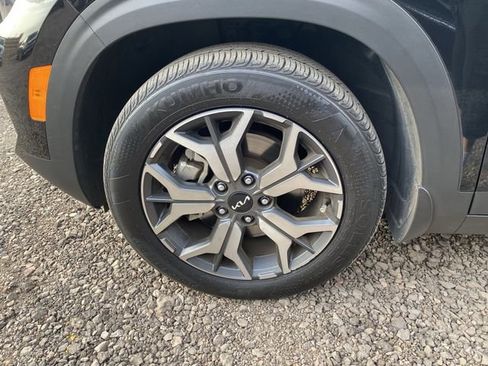 Used 2023 Kia Seltos EX image 7