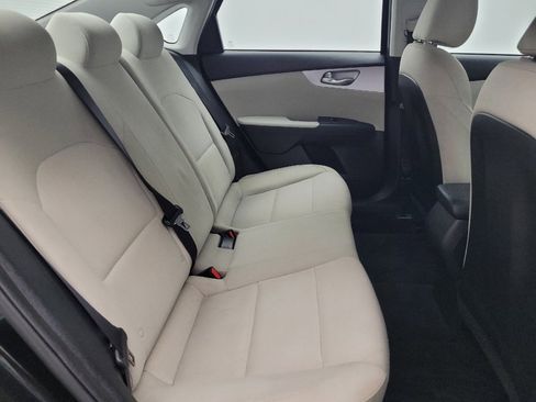 Used 2022 Kia Forte LXS FWD image 19
