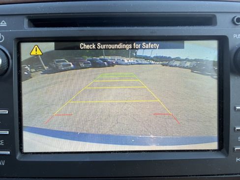 Used 2017 Buick Enclave Leather FWD image 18