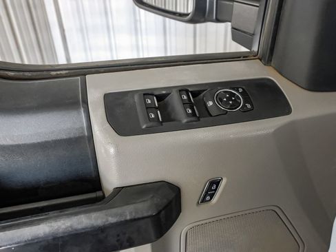 Used 2017 Ford F350 XL w/ Power Equipment Group RWD image 42