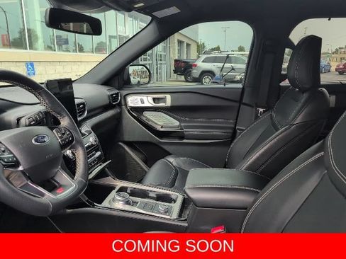 Used 2023 Ford Explorer ST w/ Equipment Group 401A AWD/4WD image 4