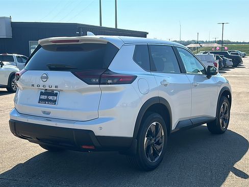 New 2026 Nissan Rogue SV w/ Cold Weather Package image 8