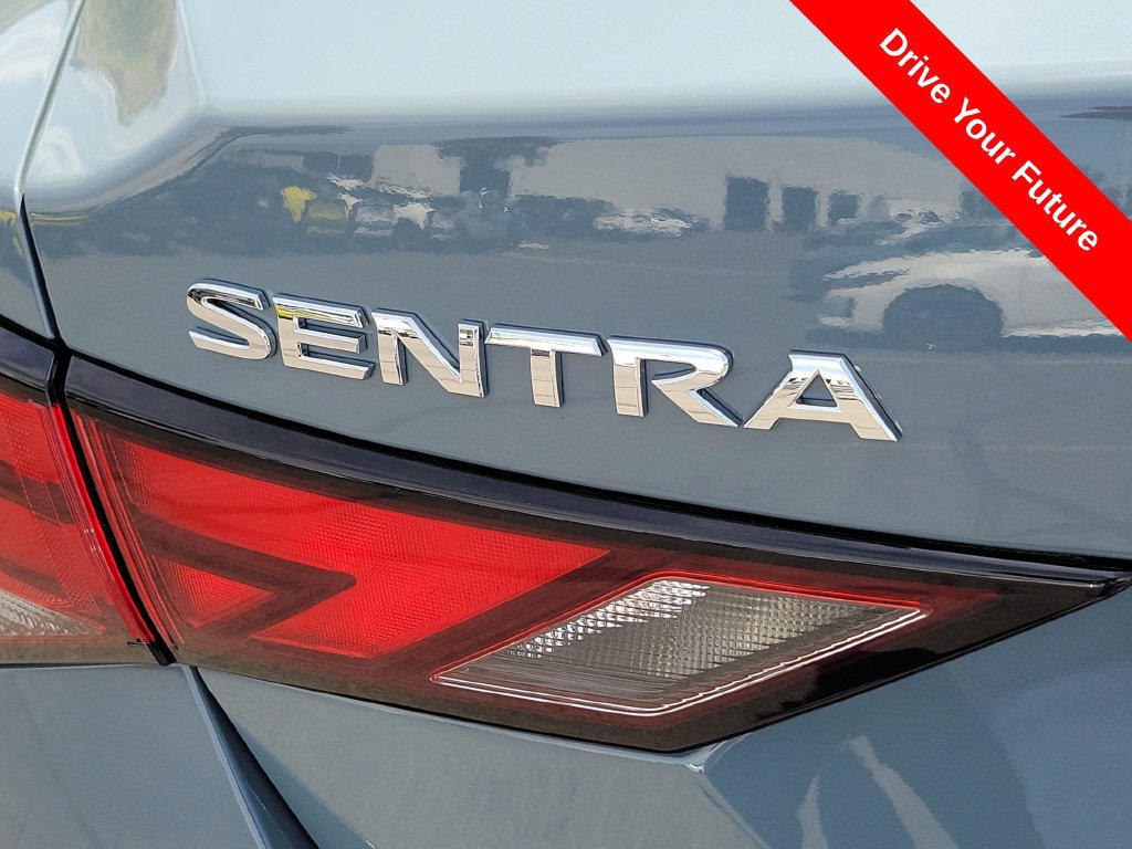 Used 2025 Nissan Sentra SV w/ SV Premium Package FWD image 30
