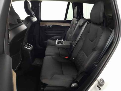 New 2025 Volvo XC90 T8 Plus w/ Protection Package Premier image 29