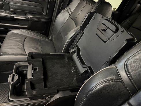 Used 2019 RAM 3500 Limited image 29