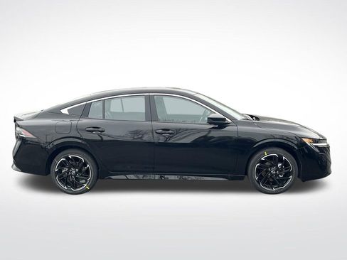 New 2026 Nissan Sentra SR w/ SR Premium Package FWD image 6