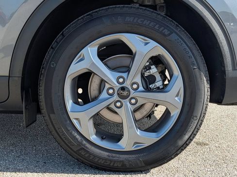 Certified 2025 Ford Escape ST-Line FWD image 27