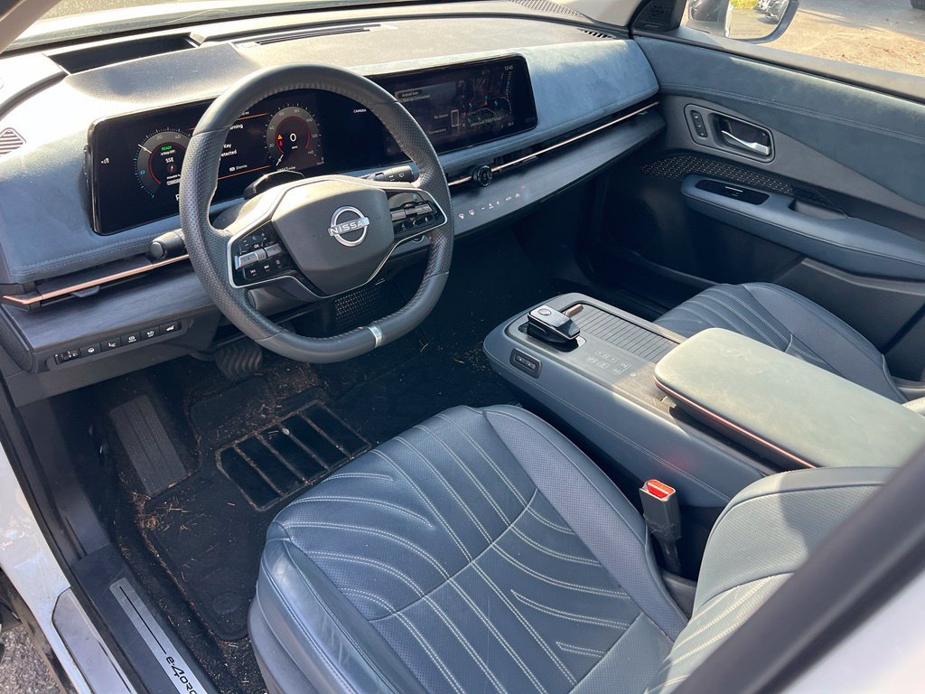 Used 2024 Nissan Ariya AWD image 12