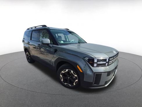 Used 2025 Hyundai Santa Fe SEL image 1