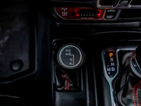 Used 2022 Jeep Gladiator Rubicon w/ LED Lighting Group image 26