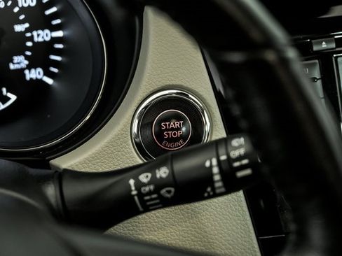 Used 2019 Nissan Rogue Sport SL w/ Premium Package image 19