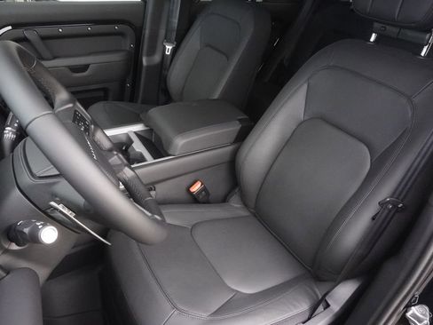 New 2026 Land Rover Defender 110 V8 image 20