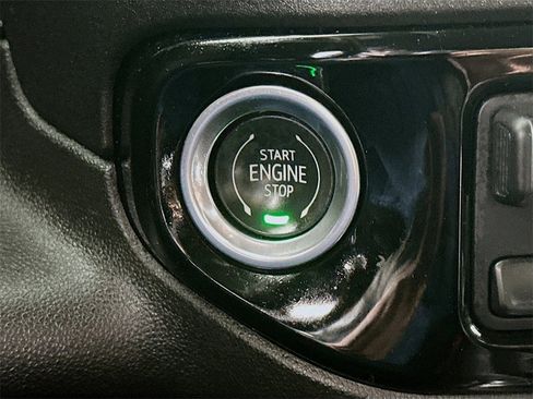 Used 2024 Chevrolet Silverado 3500 LTZ image 28