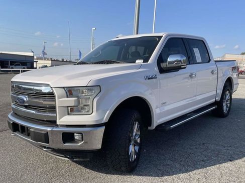 Used 2015 Ford F150 Lariat w/ Equipment Group 502A Luxury image 7