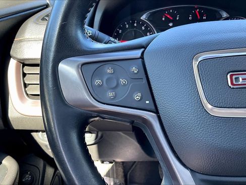 Used 2022 GMC Terrain AT4 image 23