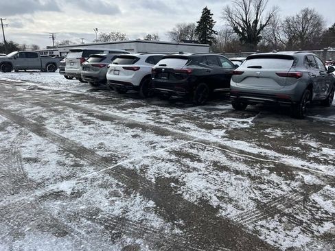 New 2026 Buick Envision Sport Touring image 9