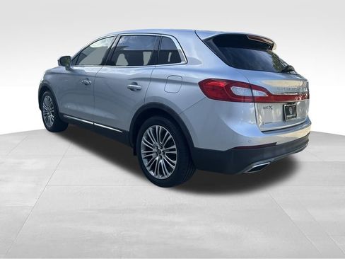 Used 2017 Lincoln MKX Reserve image 3