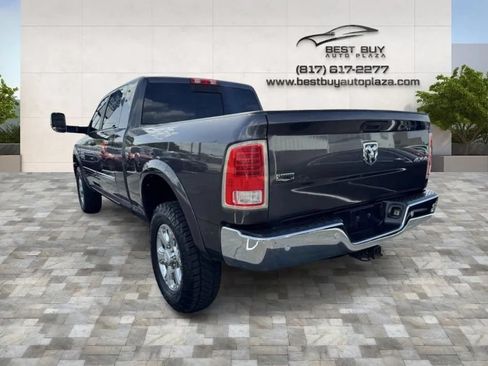 Used 2016 RAM 2500 Laramie w/ Convenience Group AWD/4WD image 4