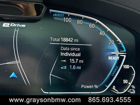 Used 2022 BMW 530e xDrive w/ Premium Package image 33