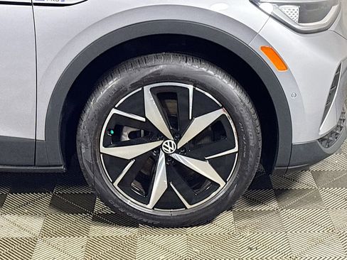 Certified 2023 Volkswagen ID.4 Pro S AWD/4WD image 24