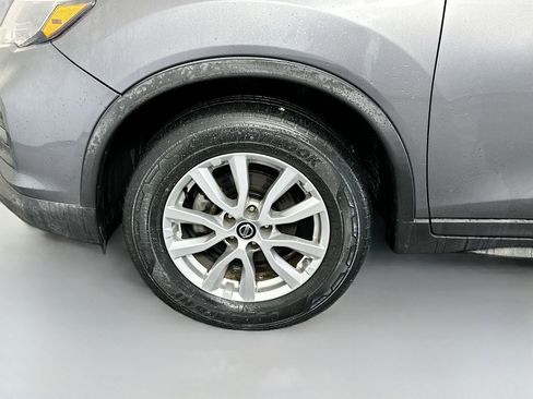 Used 2019 Nissan Rogue SV AWD/4WD image 28