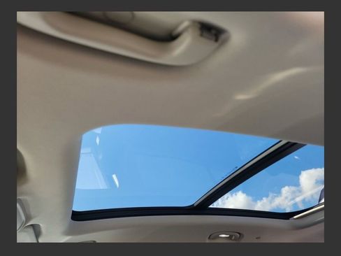 Used 2021 Buick Envision Avenir image 22