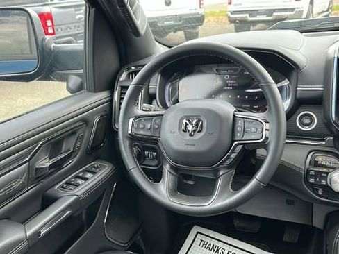 Used 2024 RAM 1500 Limited AWD/4WD image 26