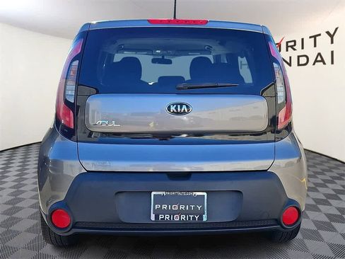 Used 2016 Kia Soul image 5
