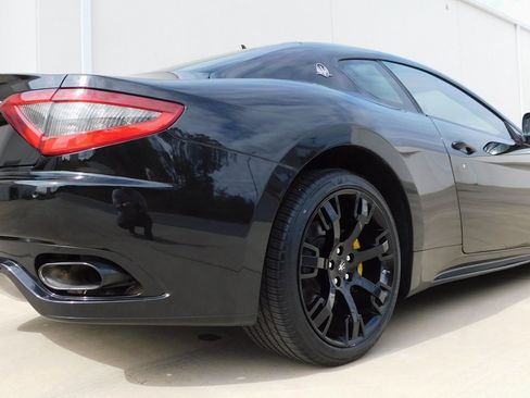 Used 2014 Maserati GranTurismo Coupe RWD image 23