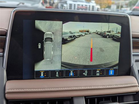 Used 2023 Chevrolet Tahoe High Country image 34