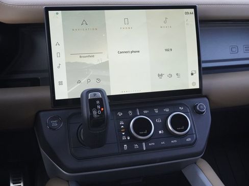 New 2026 Land Rover Defender 110 X AWD/4WD image 15