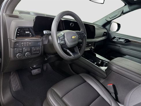 Used 2026 Chevrolet Tahoe LT w/ Comfort Package AWD/4WD image 3