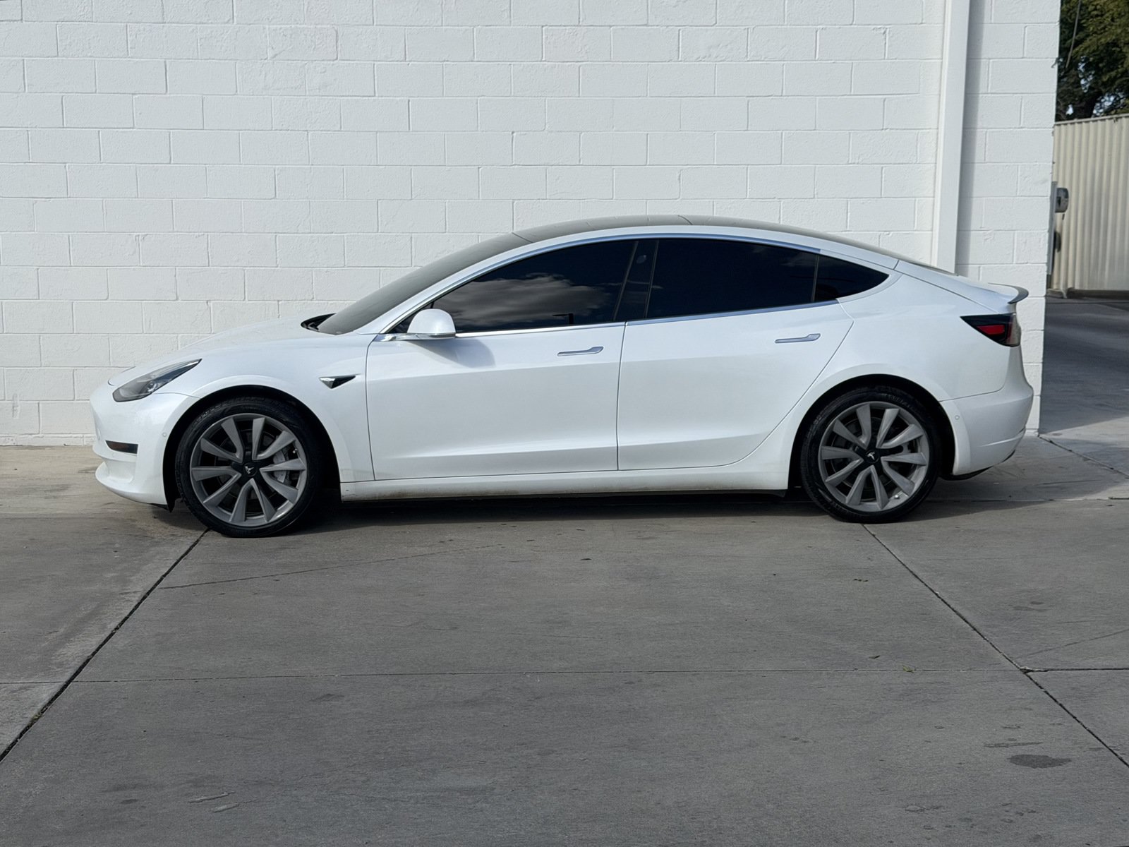 Used 2020 Tesla Model 3 Performance AWD/4WD image 5