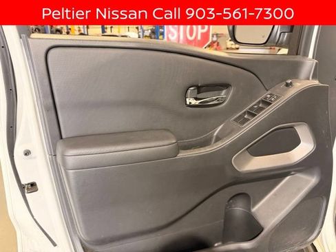 Certified 2024 Nissan Frontier SV w/ SV Convenience Package RWD image 8