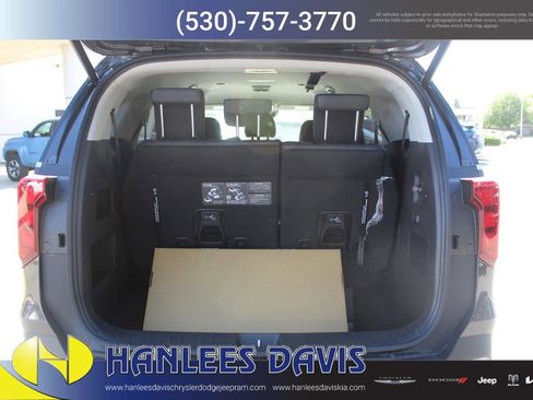 New 2026 Kia Carnival EX image 10