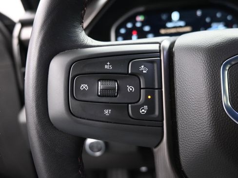 Used 2025 GMC Sierra 2500 AT4X image 39